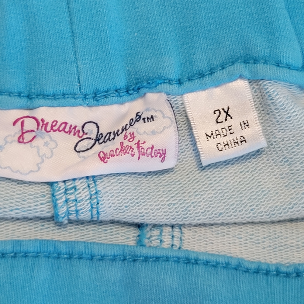 Quacker Factory Women's Jean Shorts - Light Blue